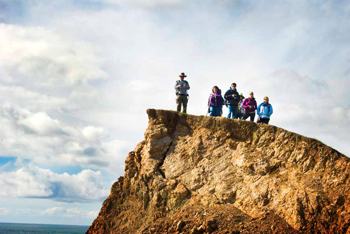 Advantages of Solo Group Travel Advantages of Solo Group Travel