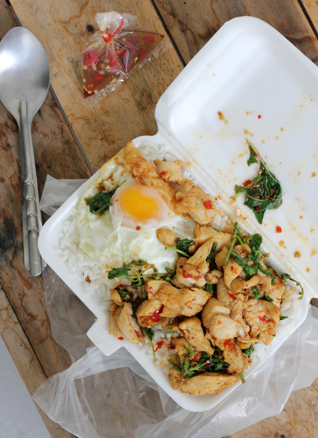 100 Delicious Thai Dishes! 100 Delicious Thai Dishes!