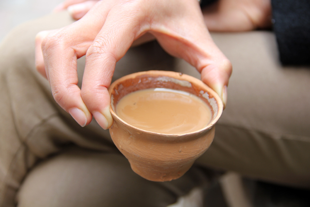 Drinking chai the Kolkata way! Drinking chai the Kolkata way!