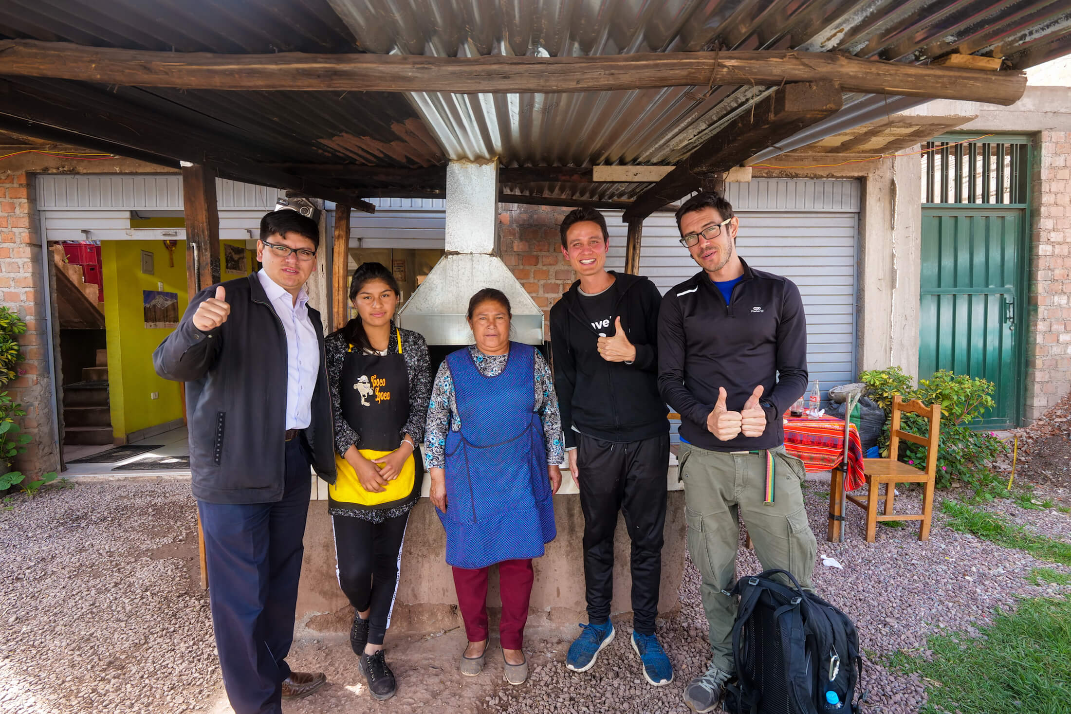 Cuyeria Mónica Team photo before the Return Trip to Cusco